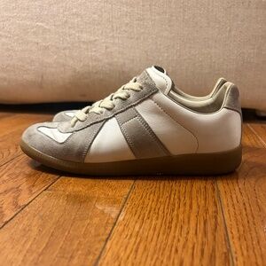 靴 Maison Margiela 36 MAISON MARGIELA VANDAL TABI PAINTED LOW SNEAKERS WHITE/GOLD IN